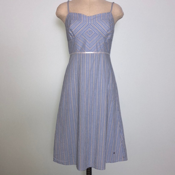 Tommy Hilfiger Dresses & Skirts - Tommy Hilfiger Dress 👗 Size 4